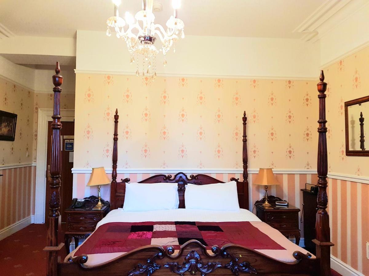The Chetwynde Hotel Barrow-in-Furness ภายนอก รูปภาพ